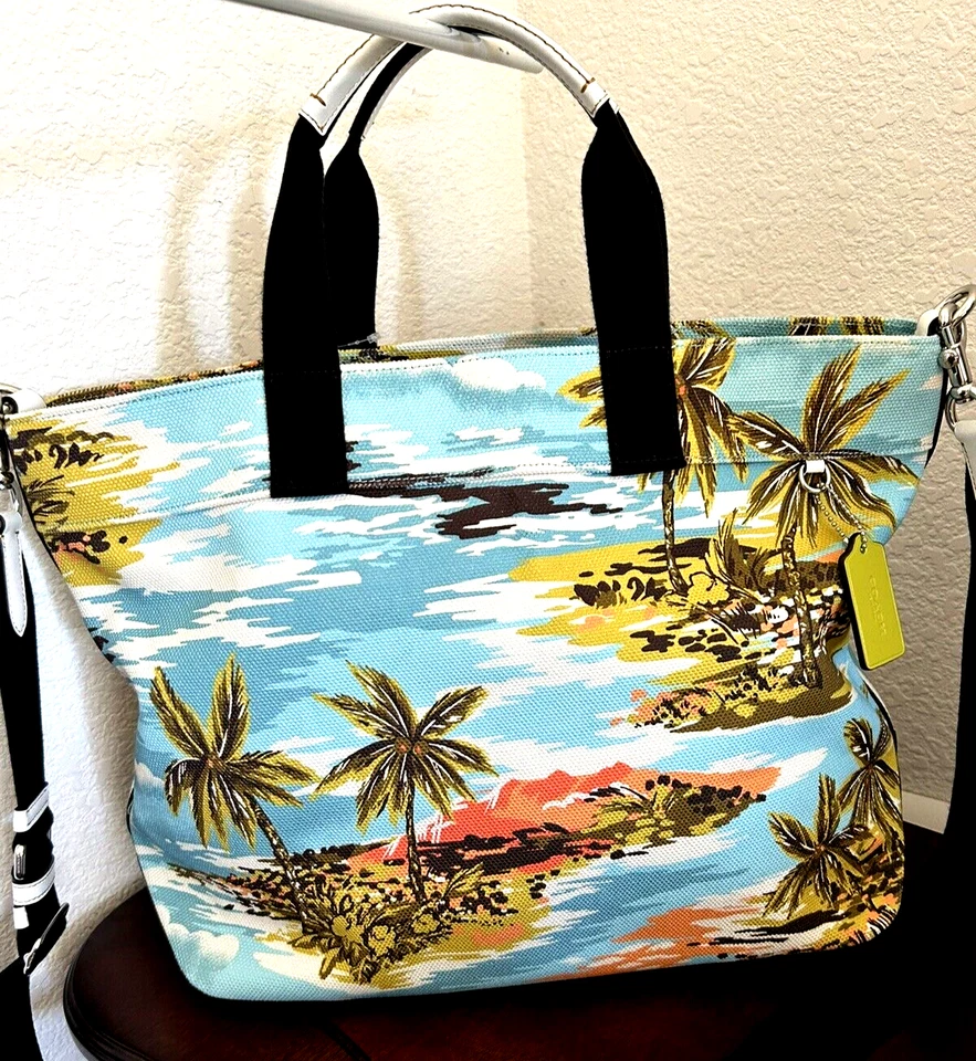 Coach CJ599 Hawaiian City Tote large bag purse & CK416 corner zip wristlet