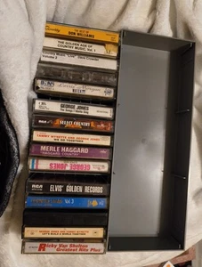 Vintage Storage Case Of 15 Cassettes Tapes country Various Artists 70s 80s 90s - Foto 1 di 5