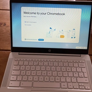 HP Chromebook 14a-na0011na LAPTOP 14" INTEL 2.6GHz FULL HD 64GB eMMC CHROME OS - Picture 1 of 8