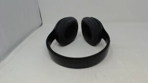 Beats Studio 3 Wireless Headphones Matte Black-FLAKED EARPADS