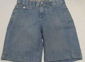 Women's Size 4 Petite Blue Jeans Stretch Comfort Waistband Denim Shorts By Lee - Picture 1 of 3