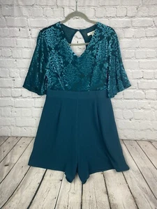 Francesca’s Teal Flutter Sleeve Velvet Lined Romper Size Large LKNW - Picture 1 of 7