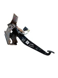 HYUNDAI iLOAD 2.5 CRDI CLUTCH PEDAL ASSEMBLY - Picture 1 of 3