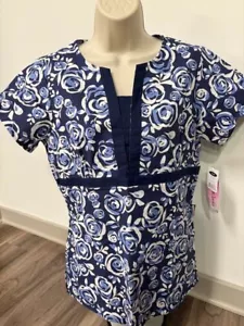 SCRUB WORKS TOP SCRUB DONNA PICCOLI FIORI BLU - Foto 1 di 1