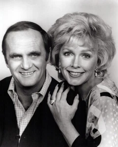 Newhart 1983 Bob Newhart & Stella Stevens 8x10 Foto It Happened One Afternoon - Bild 1 von 1