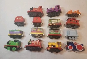 Thomas & Friends Diecast Take-N-Play Along Magnetic Trains 15 Gullane Limited  - Imagen 1 de 6