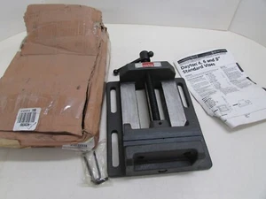 NEU! Dayton Maschinenschraubstock: Std, 1000, 6 Zoll Backenwd, 6 Zoll Backenöffnung, 6Z847 - Bild 1 von 8