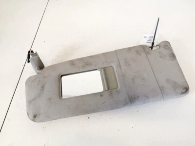 Audi A6 2001 Sun Visor, With Light and Mirror and Clip 4b0857551,  #1643502-38 Foto 1 de 4