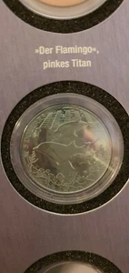 Gedenkmünzen aus Titan/ England - Bild 1 von 10