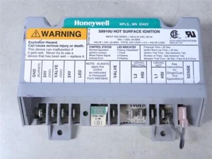 Honeywell S8910U1000 Hot Surface Ignition Module S8910U "B" - Picture 1 of 3