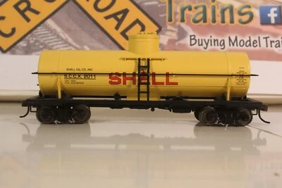 HO Model Power Metal Line Single Dome Tank Car Shell SCCX 2011 knuckle (J08) - Image 1 of 4