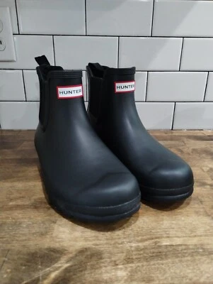 Nice! Hunter Women’s 10 Original Chelsea Short Rain Boots - Black EUC - Image 1 of 4