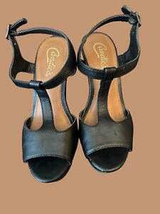 Candies Sandals Women’s 7,  T-Strap Slingback Black Wedge Heels Casual Peep Toe