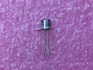SD215DE SILICONIX Trans MOSFET N-CH Si 20V 0.05A 4-Pin TO-206AF 5 PIECES - Picture 1 of 2
