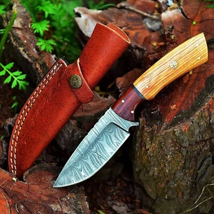 Custom Handmade Damascus Hunting Knife Best Damascus Steel Blade Hunting Knife - Picture 1 of 6