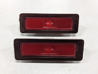 1981- 1987 OLDSMOBILE CUTLASS Rear Side Marker 4 Door AP77 Pair L & R - Image 1 of 4