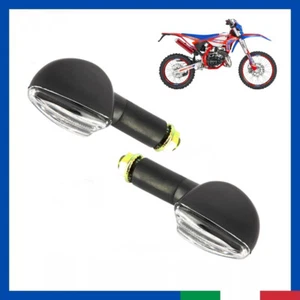 Coppia Frecce moto universali lunghe nere omologate scooter am6 minarelli - Foto 1 di 4