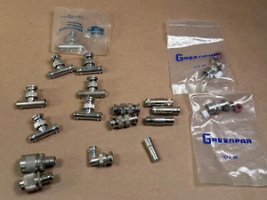 18 assorted BNC Bendix Tektronix Connector Splitters Adapters Some New, All Good - Picture 1 of 10