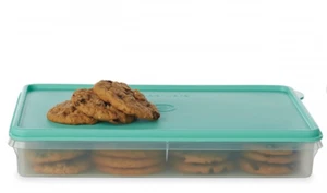 New Tupperware Large Snack N Store Cold Cut Keeper w/ Mint Green Seal New - Picture 1 of 2