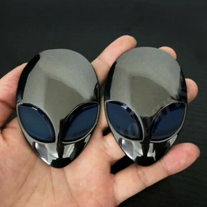 2x Big Gun Metal Alienware Alien Head UFO Car Rear Emblem Badge Decal Sticker - Picture 1 of 4