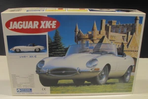 GUNZE JAGUAR 1994 XK-E 1/24 Model Kit #11761 NEW Sealed Parts Open Box - Picture 1 of 11