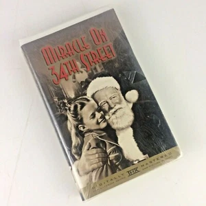 Miracle on 34th Street Digitally Remastered VHS Clamshell Case Christmas Movie - Imagen 1 de 8