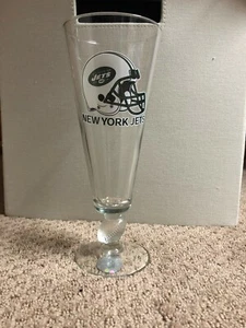 New York Jets Pilsner Glass *Decorative Football Base* 16 oz NFL CERTIFIED - Picture 1 of 4