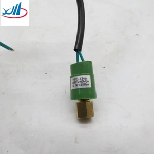 Bus Air Conditioning High Pressure Sensor Control Switch HFC-134a - Imagen 1 de 10