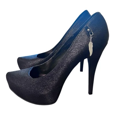 Bomba de tacón de aguja de tela metálica Carlos By Carlos Santana 7 1/2M vanguardista Y2K Boho Foto 1 de 4