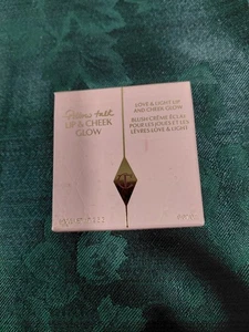 Charlotte Tilbury - Pillow Talk - Cheek To Chic Swish & Glow Rouge - NEU im Karton - Bild 1 von 3