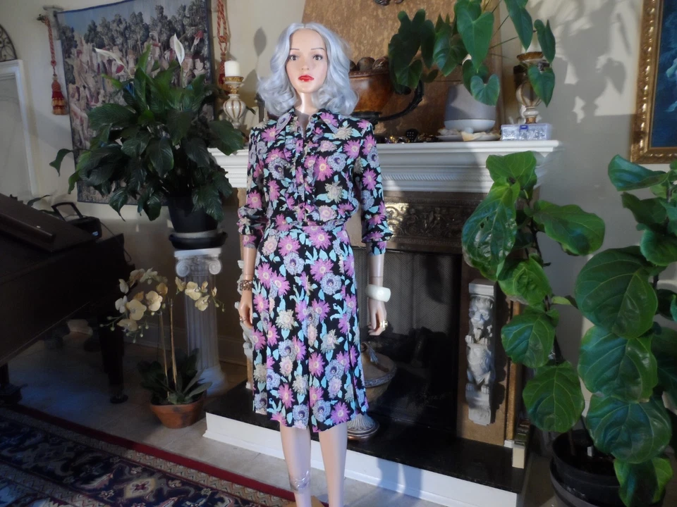 Falda y traje de ratón Fendi 100 % seda negro multicolor estampado floral talla 40-4 Foto 1 de 4