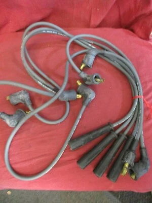 JUEGO DE CABLES DE BUJÍA BOSCH #09219 1978-89 CONQUEST RAM50 CARAVANA MIGHTY MAX 2,6 L  Foto 1 de 4