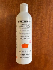 Le Creuset 8.5 oz Cast Iron Cookware Cleaner NEW - Picture 1 of 3
