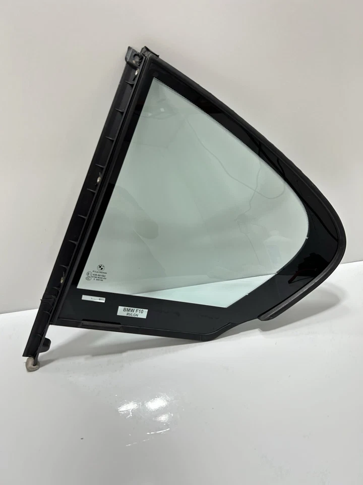 10-16 BMW 528i 535i M5 F10 Rear Left Quarter Vent Side Door Window Glass OEM - Image 1 of 4