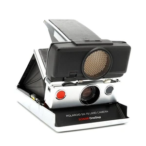 Polaroid SX-70 Land Camera Sonar OneStep Black - Picture 1 of 14