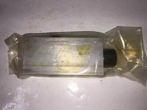 Sauer Danfoss 158B0084 Manifold Valve New Heavy Equipment Parts Replacement - Picture 1 of 3