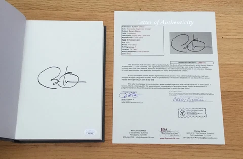 Barack Obama President USA Signed Autograph A Promised Land Book JSA LOA COA Cover