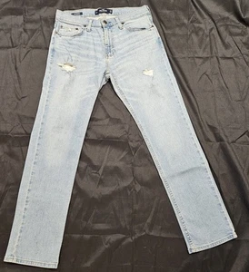 NWOT Hollister Men's 30x30 Distressed Slim Straight w/*EF, Light Wash Jeans - Picture 1 of 12