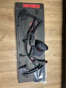 Hoyt Carbon RX-8 Compound Bow – RH 70lb – Black – Brand new - Picture 1 of 5
