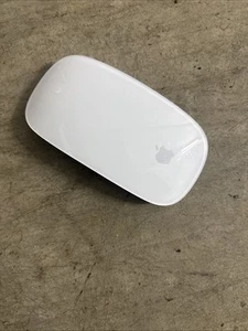Apple Magic Mouse 2 (A1657) Lightning Wireless Rechargeable White - Bild 1 von 2