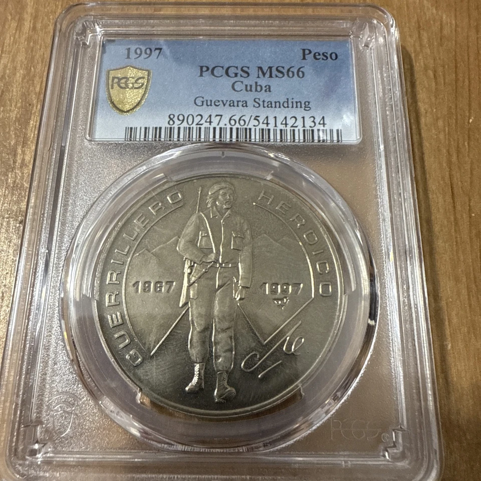 RARO! Moneda conmemorativa permanente de 1 peso 1997 Che Guevara graduación profesional MS66 Foto 1 de 4