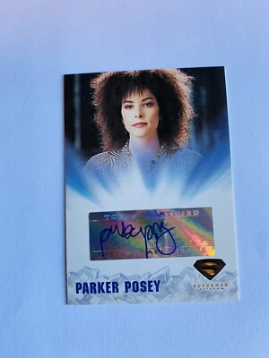 PARKER POSEY Topps 2006 Superman Returns Movie AUTOGRAPHED Trading Card - Image 1 of 2