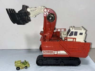 Transformers Revenge of the Fallen Scavenger Figure 2009 + MINI *K - Image 1 of 4