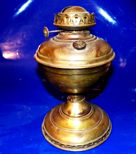 Vintage oder antiker Markenloser Öl/Petroleum Lampenfuß - Bild 1 von 4