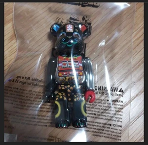 BE@RBRICK DCON 2024 VIP Ticket Lucky Cat Limited Non Sale Gift Exclusive - Bild 1 von 2