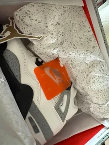 Größe 6Y Air Jordan 4 Retro OG Grade School White Cement 2025 IB4171-100 SOFORTVERSAND - Bild 1 von 5
