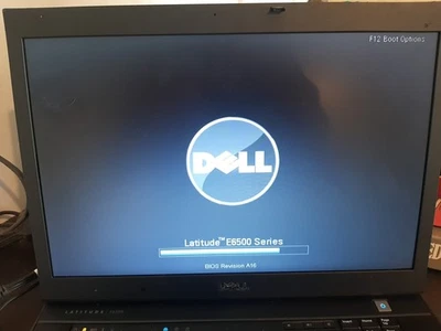 Dell Latitude E6500 Intel 2 Core Duo interior con cable de alimentación, enciende Foto 1 de 4