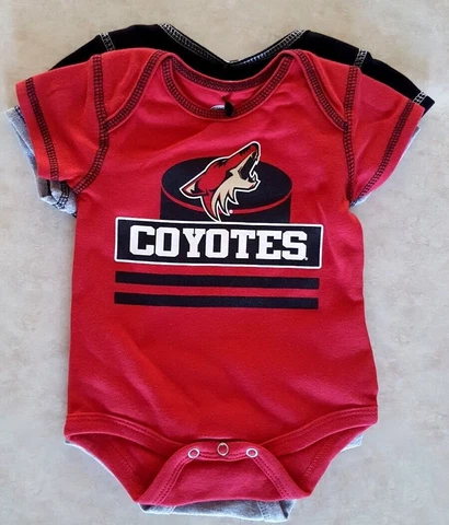Arizona Coyotes Infant Bodysuit Set of 3 Size 0/3 months Baby Kids Pajama 3 Diff Cover