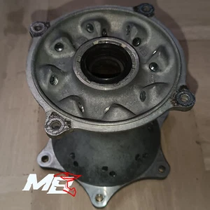MOZZO RUOTA POSTERIORE originale crf HONDA 32 raggi - Foto 1 di 2