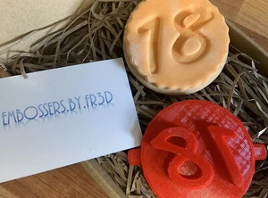 18 Fondant Embosser Stamp Icing Cupcake Cake Cookie Cutter 18th Birthday - Picture 1 of 3